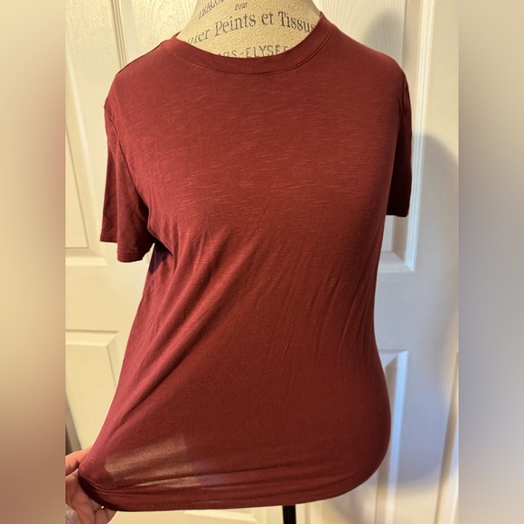 Maurices Medium Burgundy Wine T-Shirt - Picture 6 of 12
